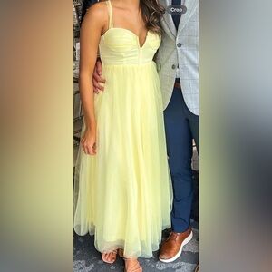 Selfie Leslie Elegant Tulle Yellow Strapless Dress